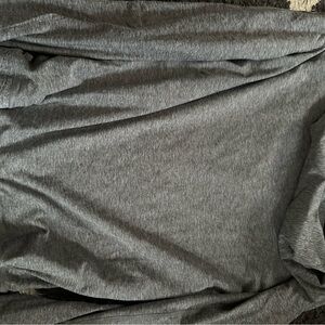 Men's Gray hoodie lightweight  Fabletics